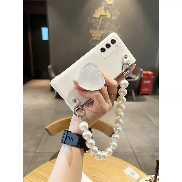 Korean Crystal Love Bracket Pearl Beads Bracelet Hand Chain White Shockproof Case Cover For Samsung Galaxy Z Fold 6 5 4 3 2 5G - Image 2